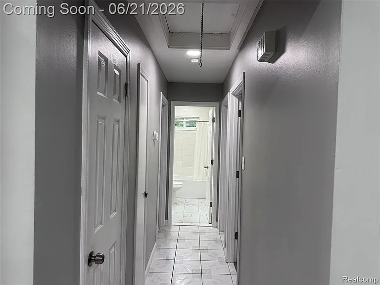 1412 E Goulson Ave — Photo 8