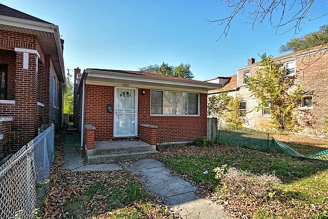 2nd image of 10310 S Calhoun Ave