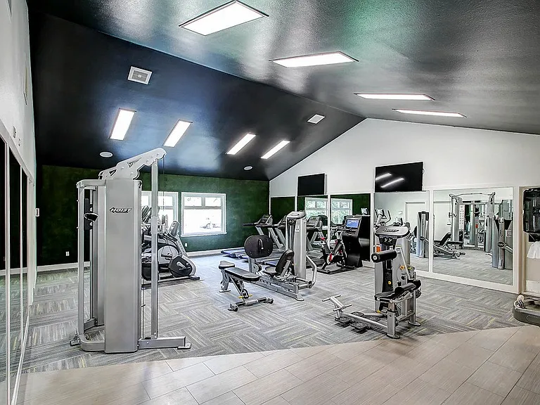 Ballinger Commons — Photo 13