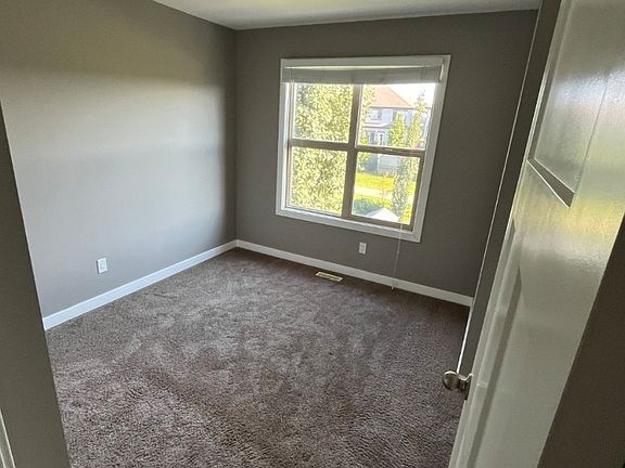 2nd image of 5 Gilmore Way #5