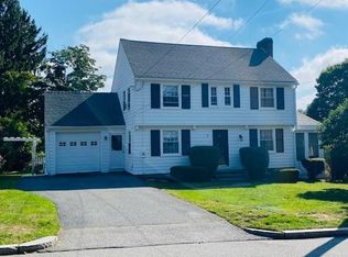 8 Sunny Hill Dr, Worcester, MA 01602