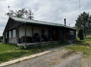 911 E Punkin Center Rd, Hermiston, OR 97838