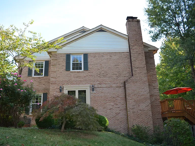 8267 Clifton Farm Ct — Photo 37