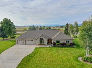 67620 Osprey Ln, Montrose, CO 81401