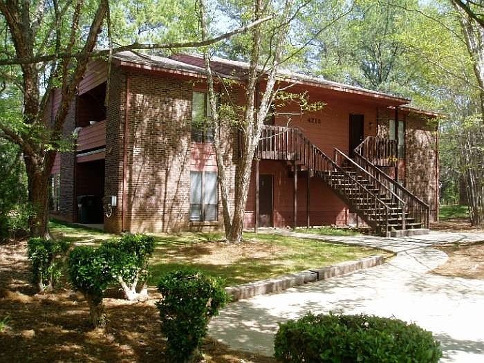 2nd image of 4213 Greencastle Ct APT B