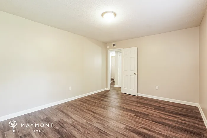 3476 Postell Dr — Photo 8