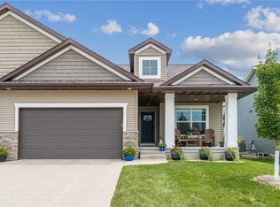 2465 Bluegrass St, Marion, IA 52302