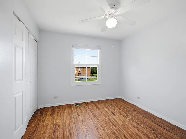399 Stonewood Cir — Photo 17