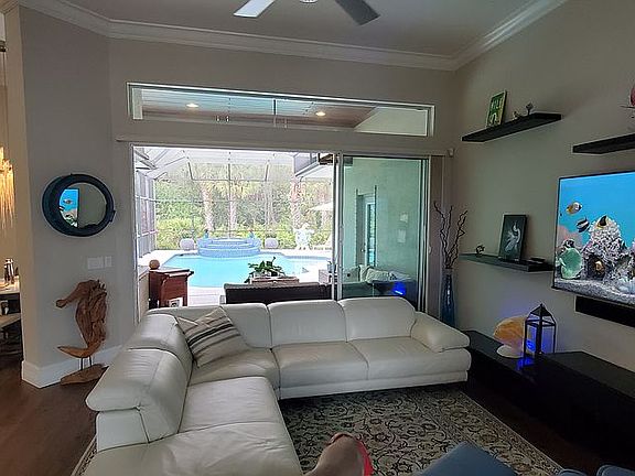 5th image of 755 Egret Walk Ln