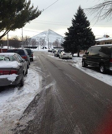 5th image of 4425 N Nagle Ave
