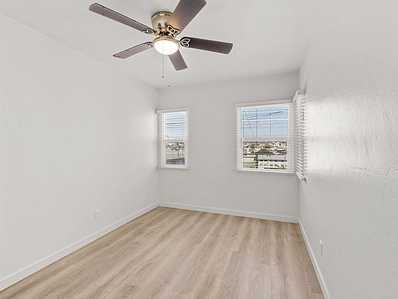 4th image of 3941-45 Georgia St #3941