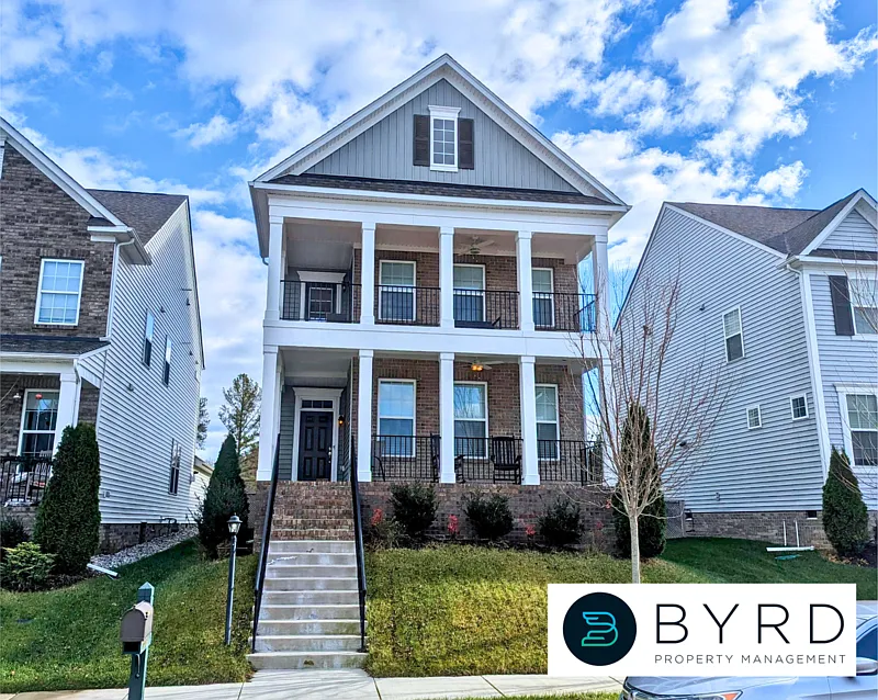 16901 Thornapple Run