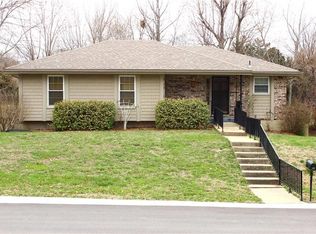 300 Acorn Pl, Warrensburg, MO 64093