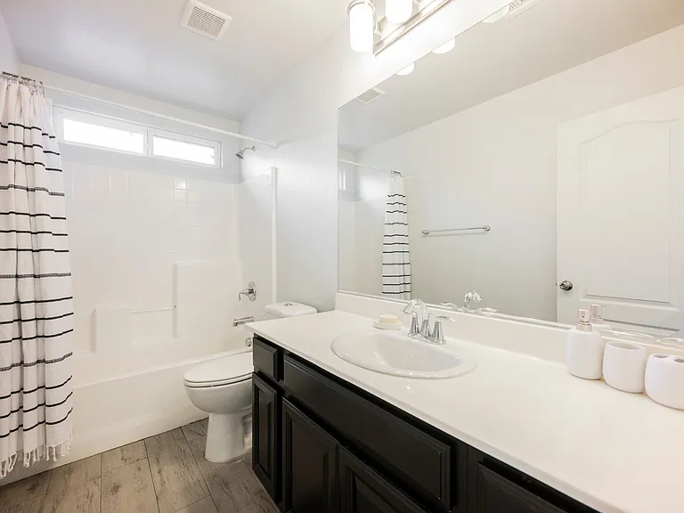 7333 Chesapeake Cove St — Photo 17
