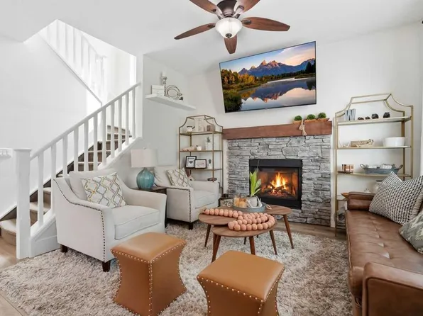 245 Cimarron Vista Way, Okotoks, AB T1S 0L5