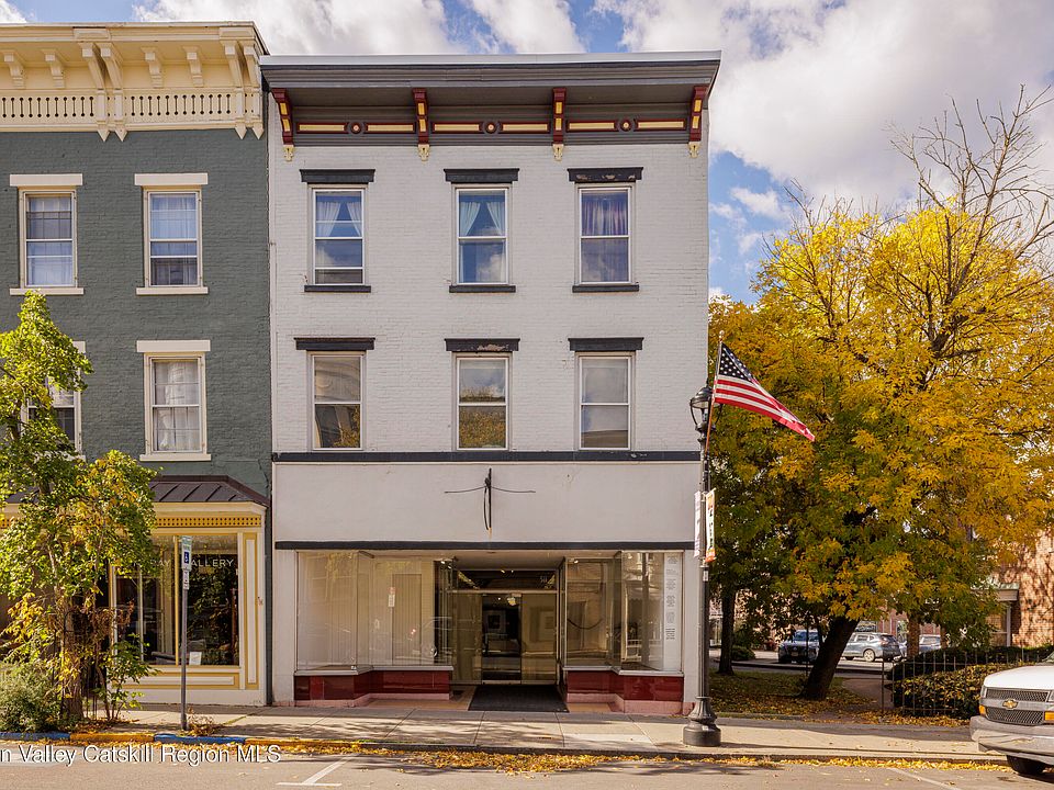 1st image of 511 Warren Street