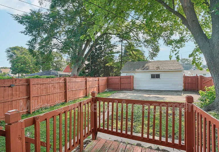 3860 S Brust Ave — Photo 27
