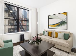 341 W 45th St #309A, New York, NY 10036