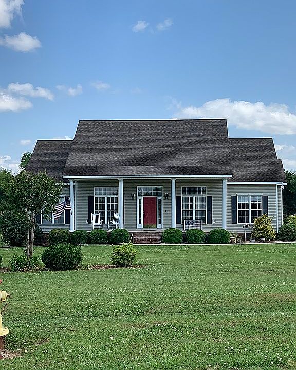 1st image of 343 Saint Clair Dr