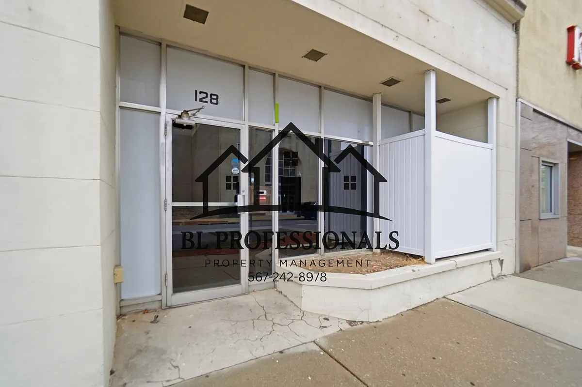 Building Photo - 128 W High St #128