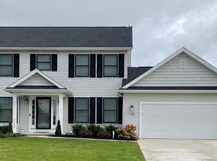 Hubbard Rd, East Aurora, NY 14052