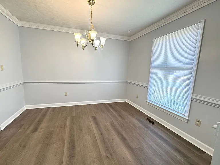 102 Hunters Trl W — Photo 6