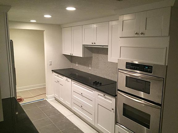 5th image of 7108 Dipaola Dr