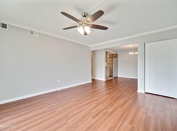 3rd image of 5709 Park Pl APT H2