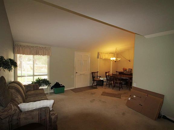 5th image of 19144 Avenue Of The Oaks Unit B