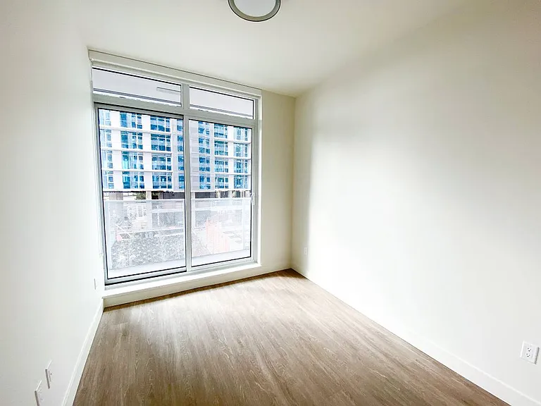 9873 King George Blvd — Photo 47