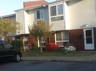 106 Sesco Dr, Hampton, VA 23664