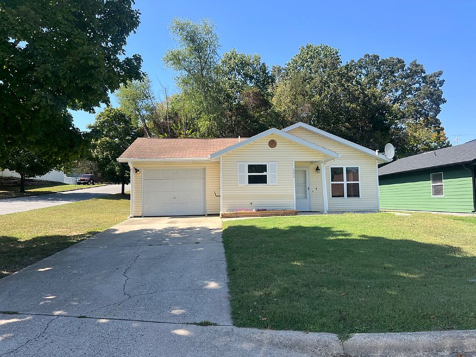 1st image of 101 Highland Ct