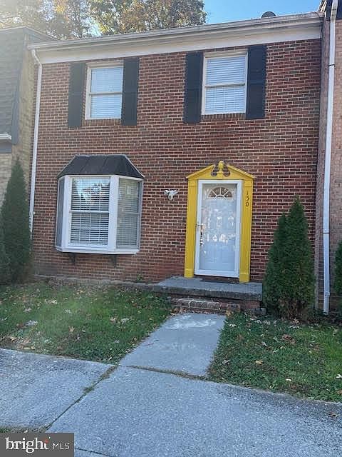 1st image of 150 Buckingham Dr