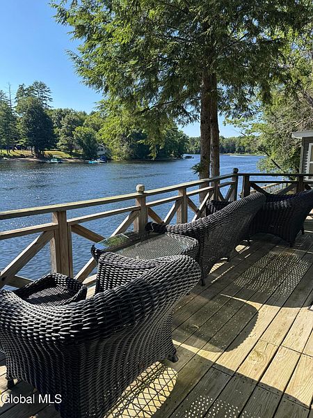 3rd image of 833 E River Drive