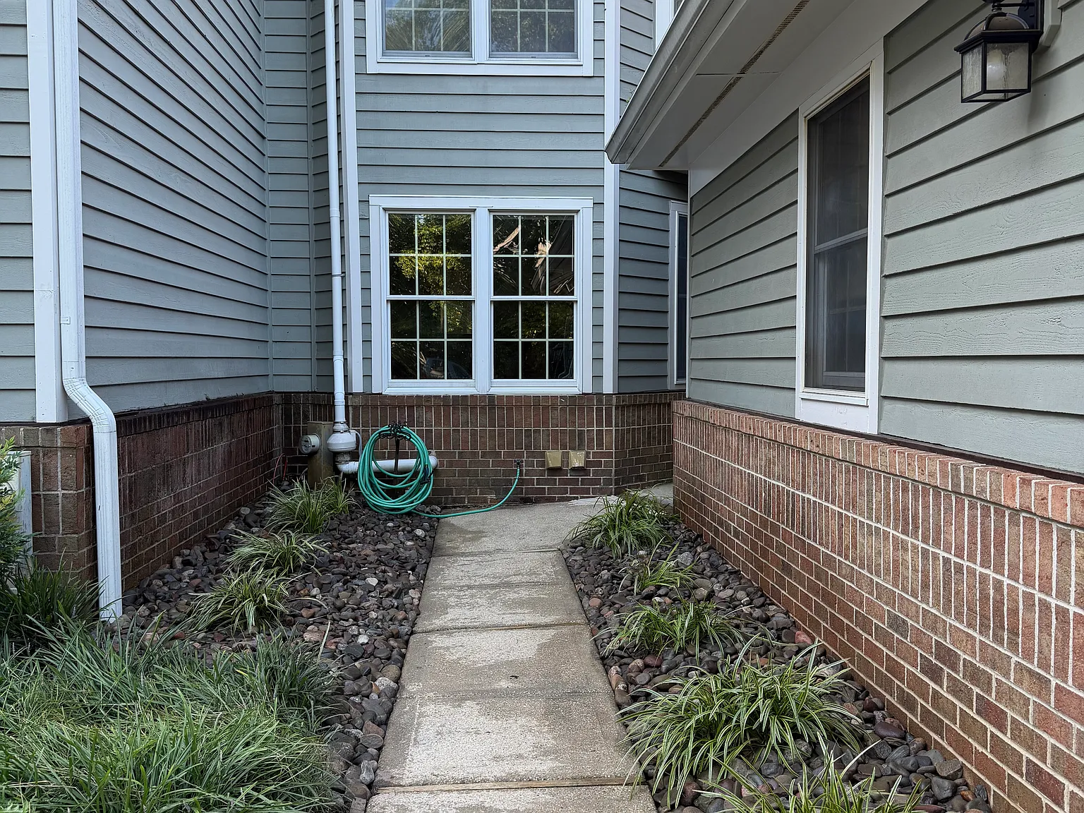 3 bed, 3.5 bath, 2533 sqft, $3,150 — Photo 3