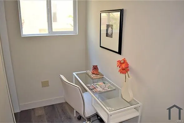 9237 Wakefield Ave — Photo 11