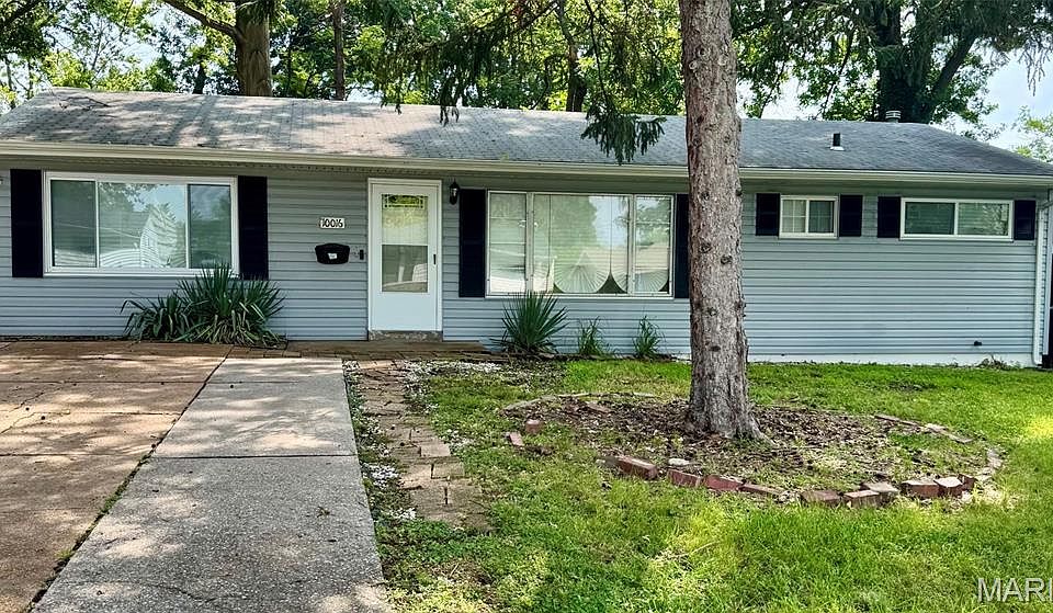 1st image of 10016 Lakemoor Dr