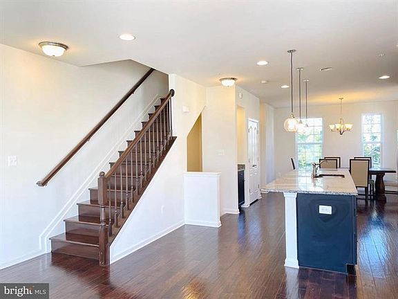 2nd image of 12810 Longford Glen Dr