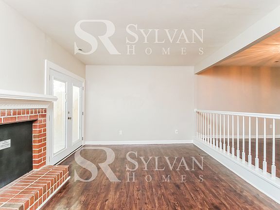 2nd image of 5623 Trafalgar Arch
