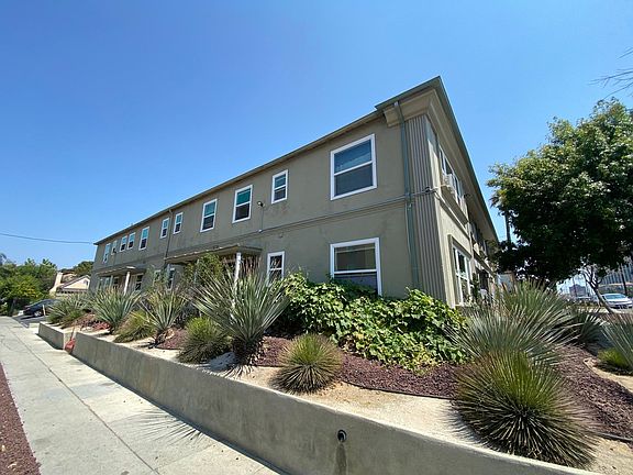 2nd image of 1433 Miramar St APT 9