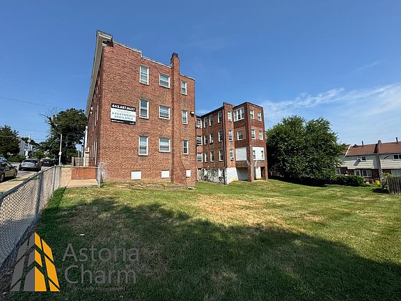 3rd image of 2826 Windsor Ave #C5
