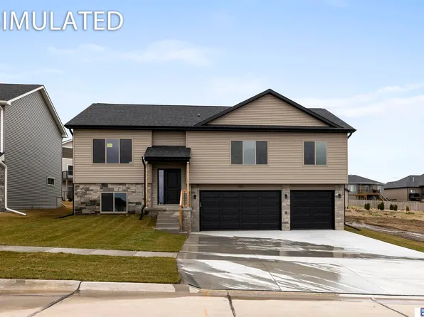 809 Middleton Ave, Lincoln, NE 68521