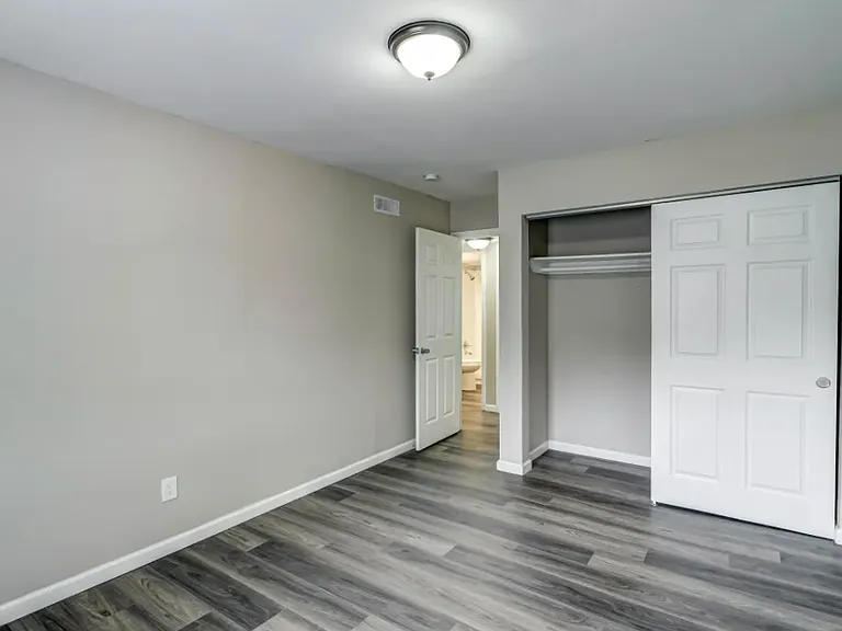 Spanish Oaks — Photo 10