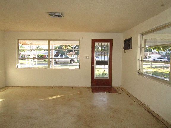 3rd image of 1351 Georgia Ave