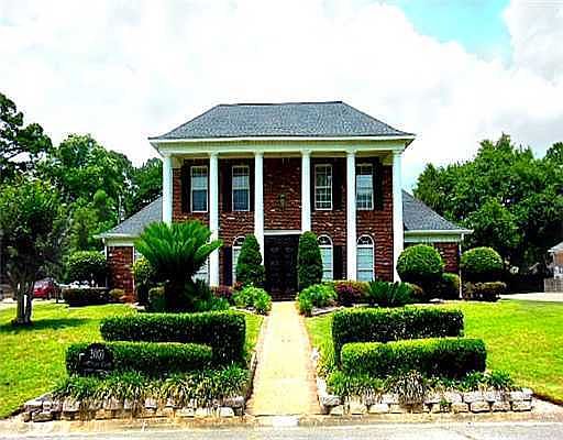 1st image of 3001 Northwood Ave