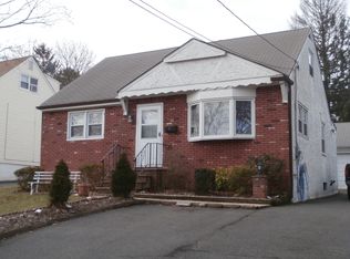 17 Hurley Ave, North Plainfield, NJ 07060