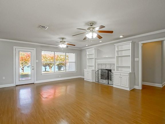 5th image of 413 Moonraker Dr