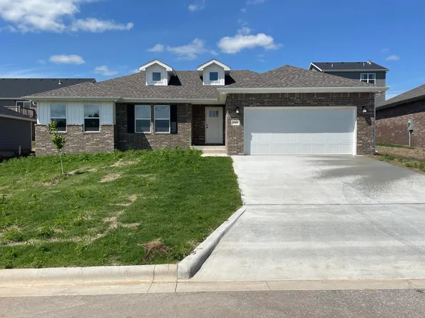 1559 E Charlton Street, Republic, MO 65738