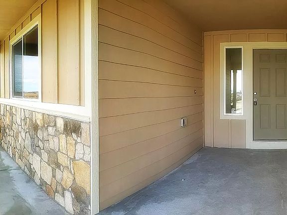 3rd image of 2146 Peach Blossom Dr