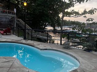455 Four Winds Dr, Lake Ozark, MO 65049